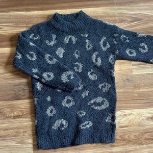 Women's Gray Leopard Print Sweater Size XS
